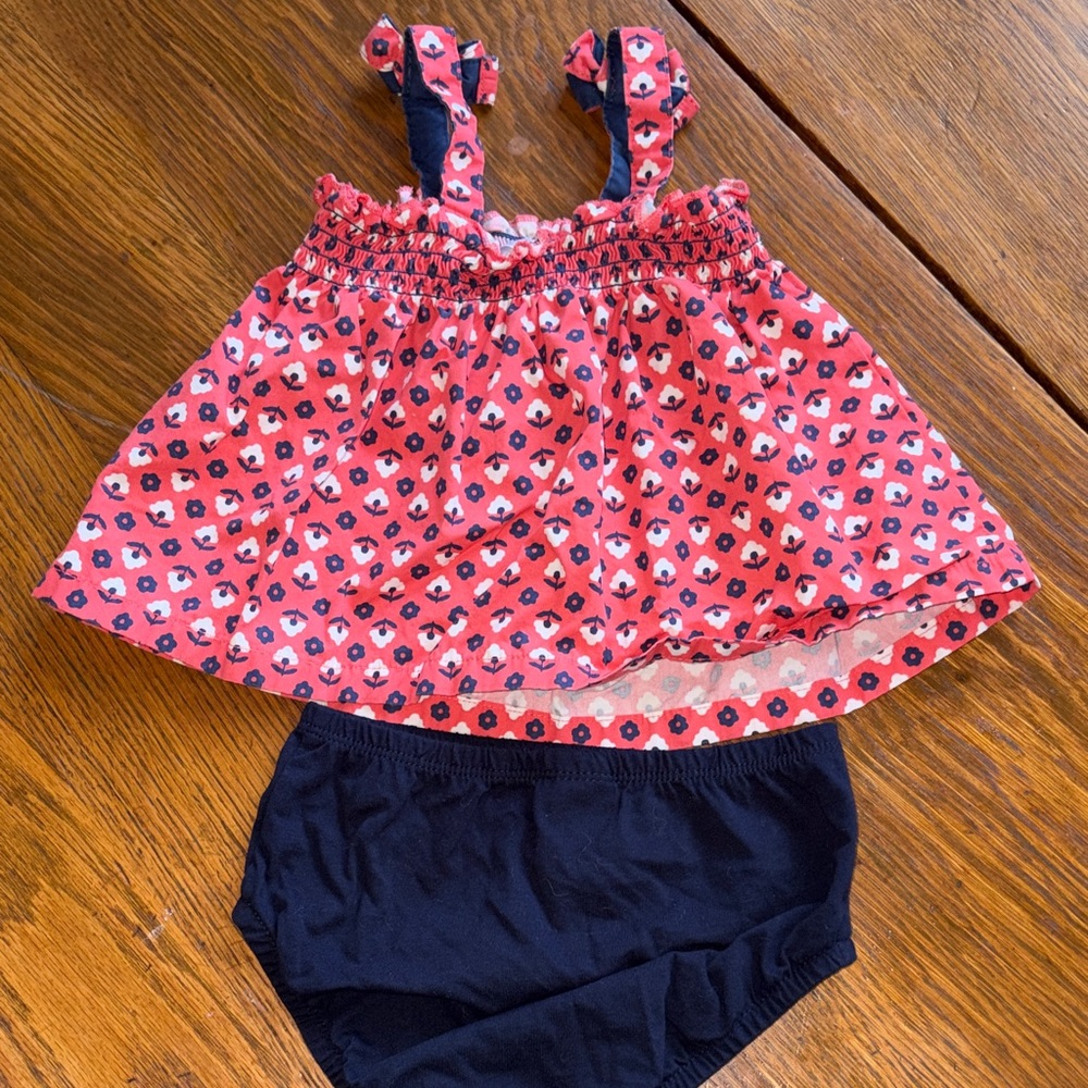 Carters 12-18M Matching Set - Picture 7 of 7